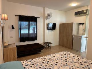 BEST ONE GUESTHOUSE A1 NAI YANG BEACh - Nai Yang Beach - 8