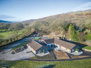 Suite 3 - Sleeping Giant Hotel - Pen Y Cae Inn - Brecon - 6