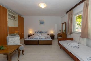 Nona Elza - Trogir - 8