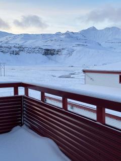 Kirkjufell Guesthouse and Apartments - Grundarfjordur - 9