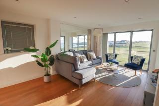 Newquay Fistral Beach View - 7