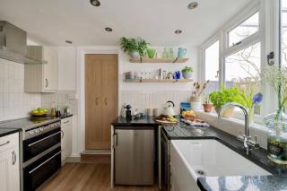 Tudor Rose Cottage - 7