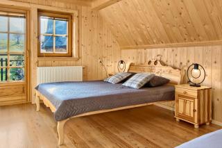 Góralskie Bacówki z widokiem na Giewont - Zakopane - 1