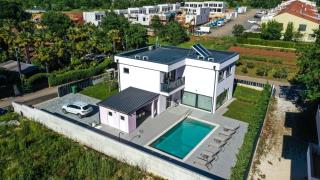 Villa Jacky in Poreč for 8 people with private pool just 900 meters from sea - Poreč - 6