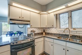 Quiet Tennessee Getaway about 12 Mi to Kentucky Lake! - 1