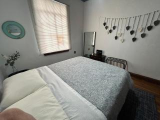 AMAZING RESTORED 1940s ART-DECO APARTMENT - 6