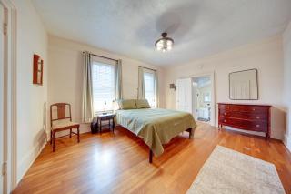 Central Meadville Apartment - Walk to Downtown! - 9