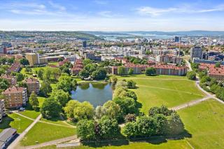 Solrik endeleilighet på Hovin. - Oslo - 1