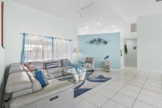 Relax & Unwind in Great Location, Bicycles, Heated pool - Villa Green House - Roelens - Cape Coral - 4