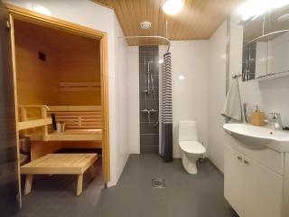 Tilava Saunallinen Kaksio Parkkipaikalla - Tampere - 5