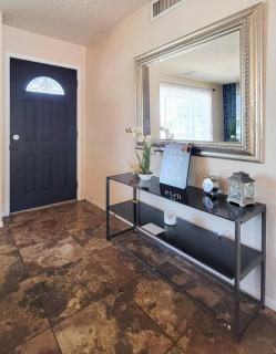 Oasis on 12th - 3 Bed with Pool ,BBQ & Fire Pit - Phoenix - 5
