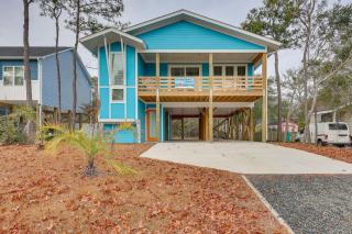Oak Island Coastal Home with Covered Deck! - Oak Island - 0