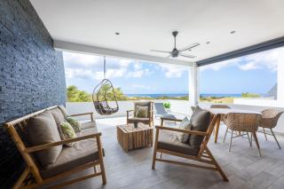 The Reef - Blue Bay Golf & Beach Resort - 8