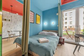 Colorful Apt close to the Center Great location - 9