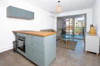 Studio Port Golfe-Juan Parking Wifi Climatisation Terrasse - Vallauris - 9