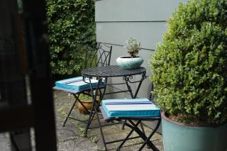 One Bedroom Unit Close to Claudeland Park - Hamilton - 0