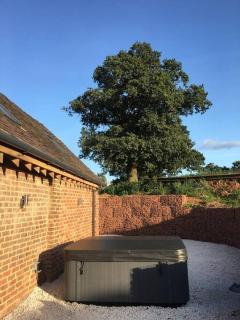 Luxury private FARM BARN, Airport, NEC - 5