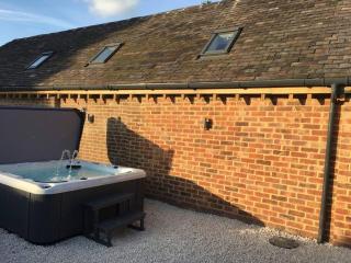 Luxury private FARM BARN, Airport, NEC - 3