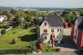 The Little Britain Inn Themed Hotel One of a Kind In Europe - Vettelschoß - 4