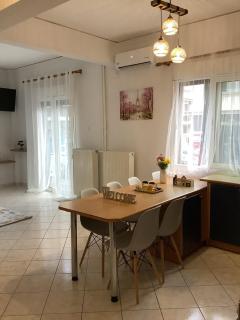 NeMapartment next to metro, Acropolis - Atenas - 0