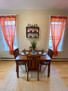 Cozy 2BR Escape, Steps to Transit, Close to NYC - Jersey City - 5