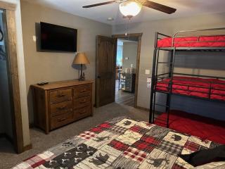 Table Rock Resorts at Indian Point - Branson - 4