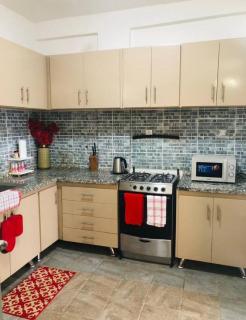 Appartement atypique trois chambres situé à logpom - Douala - 8