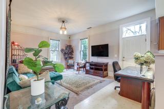 Eclectic Sacramento Home about Half Mi to Downtown! - Sacramento - 7