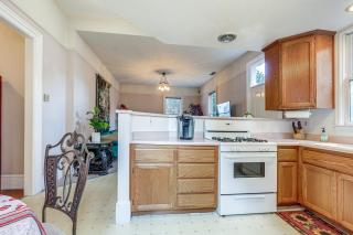 Eclectic Sacramento Home about Half Mi to Downtown! - Sacramento - 4