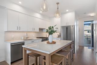 Ocean's 7 at THE BEACH HOUSE - Campbell River - 5