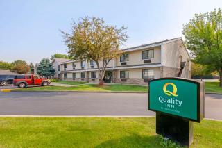 Quality Inn - Oshkosh - 9