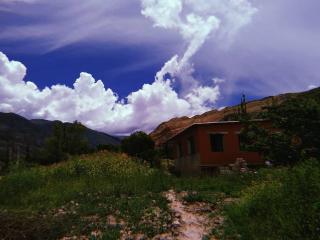 Macondo - Casas entre cerros - Tilcara - 6