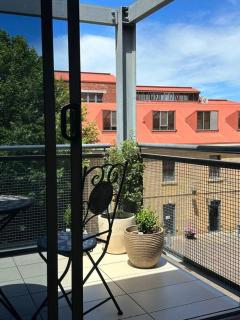Boxwood IXL Luxe Hobart Waterfront Apartment - 1
