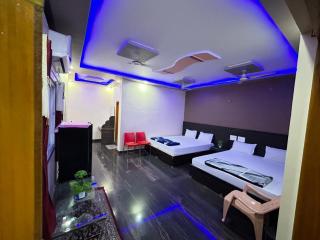 SAMRAT HOME STAY - Hampi - 4