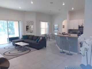 Funtastic 1 level 5 bedroom pool home - Davenport - 3