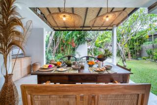 Villa Katak by Villa Finder - Ubud - 8