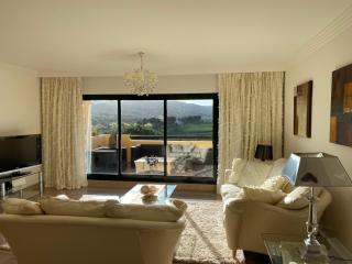Sunny Retreat with Stunning View - Sotogrande - 3