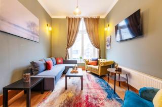 2 Bedroom in Center of London - 9