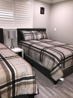 New! Modern Gated Summer Getaway Home - Rosemead - 9