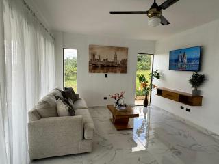 The Grand Chalet - Jarabacoa - 5