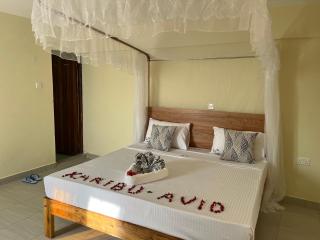 The Avid Hotel - Voi - 6
