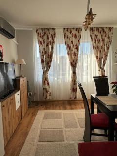 The Master and Margarita Apartment, Майстора и Маргарита, two bedroom apartament - Burgas - 9