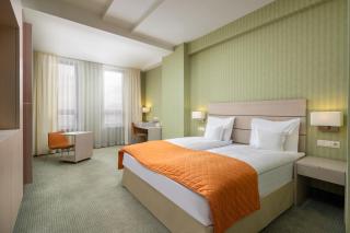 Hotel Golden Tulip Ana Tower Sibiu - Sibiu - 8