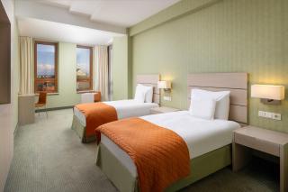 Hotel Golden Tulip Ana Tower Sibiu - Sibiu - 1