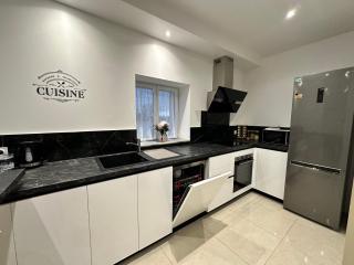 Comme a la maison 6 - - 3