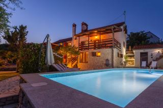 Vila Marak - 9