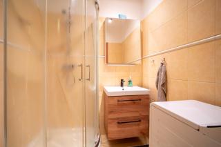 A cozy apartment in Bratislava downtown - Nivy - 6