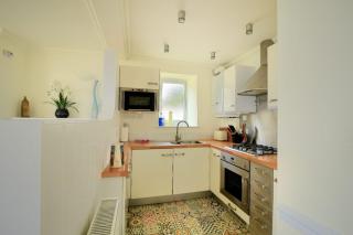 4 St Michaels House - Lyme Regis - 2