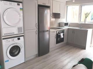 3-Bed House in Killarney - Sleeps 6 - 4