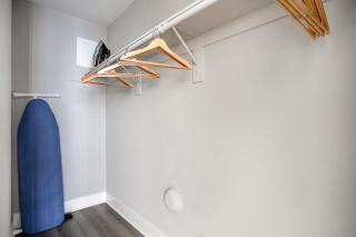 Playa Vista 2br w pool gym wd nr 405 LAX-985 - Los Angeles - 1